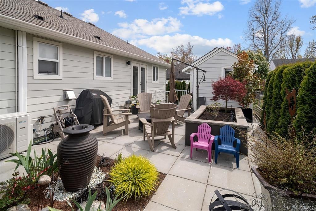 Additional image 3 of 2508 Shakespeare Street, Victoria, BC, V8R 4G5