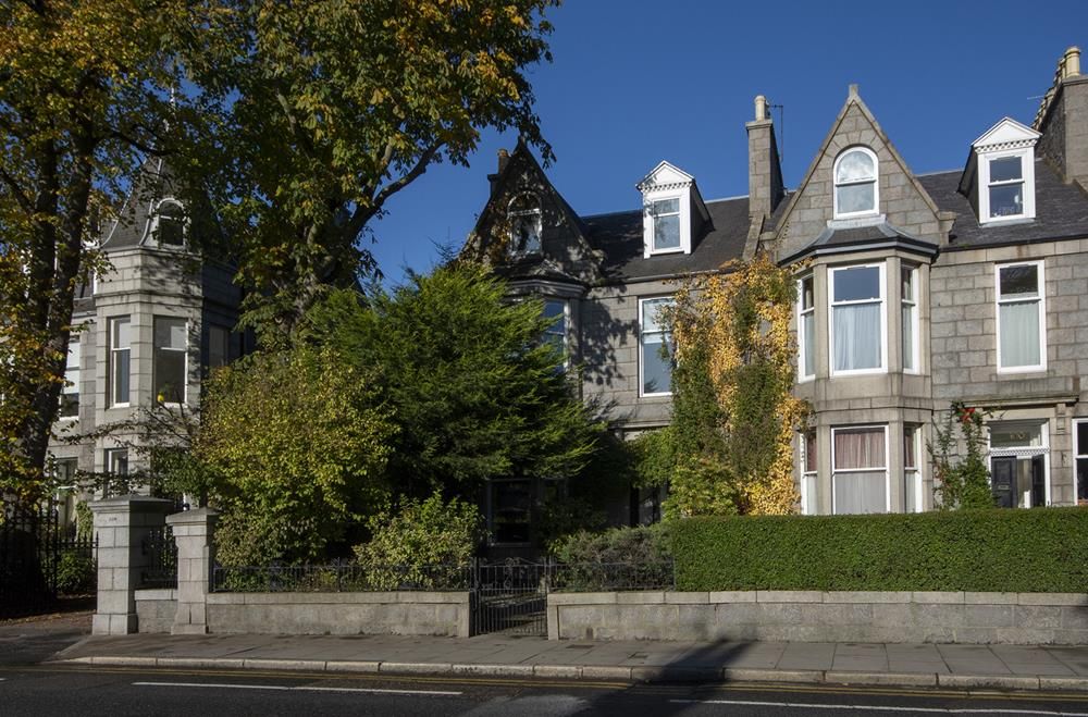 7 bed semi-detached house to rent302 Great Western Road, Aberdeen AB10