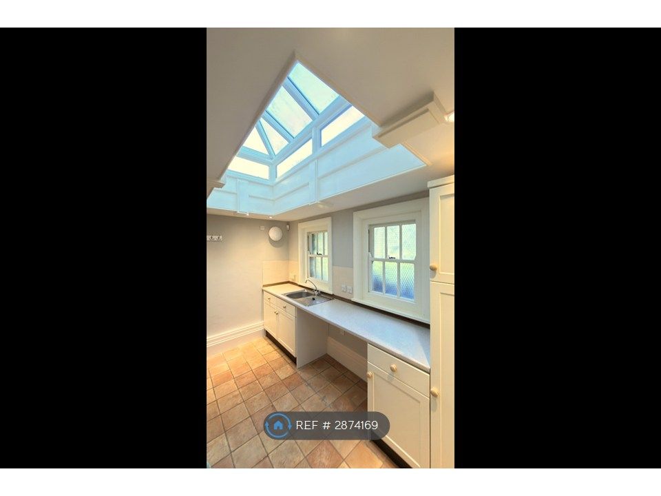 3 bed flat to rentBenacre Hall, Beccles NR34 photo 5
