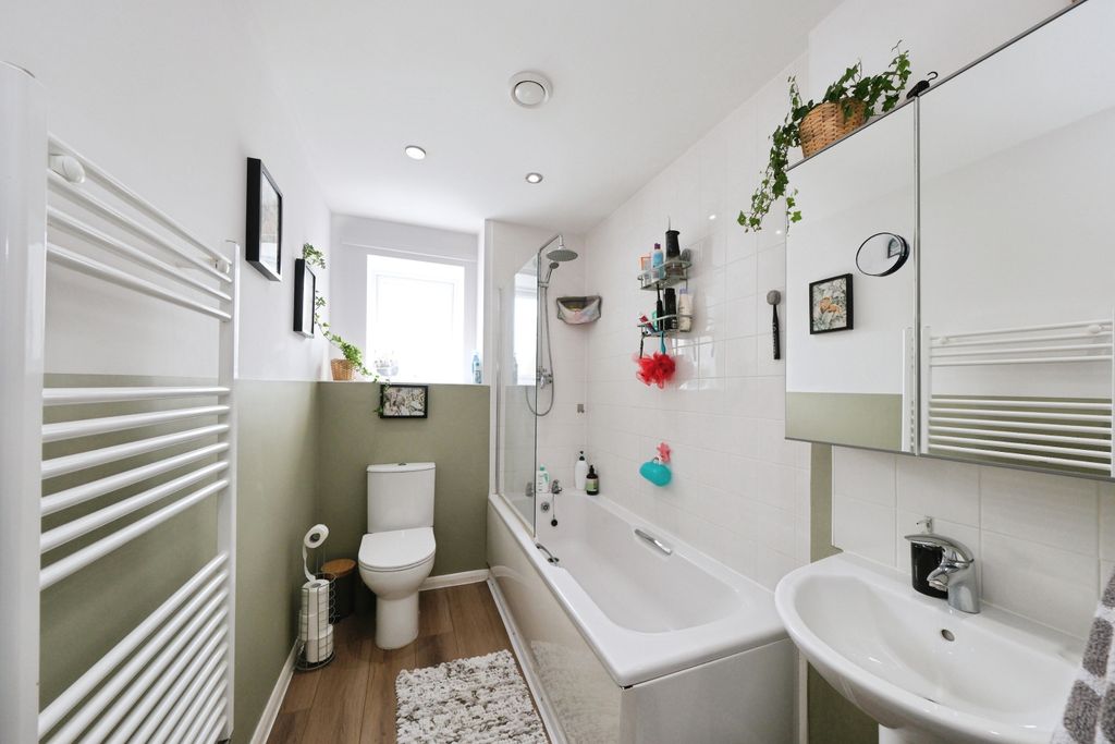 Additional image 12 of 3 bed semi-detached house for saleTasmania Close, Nottingham NG2