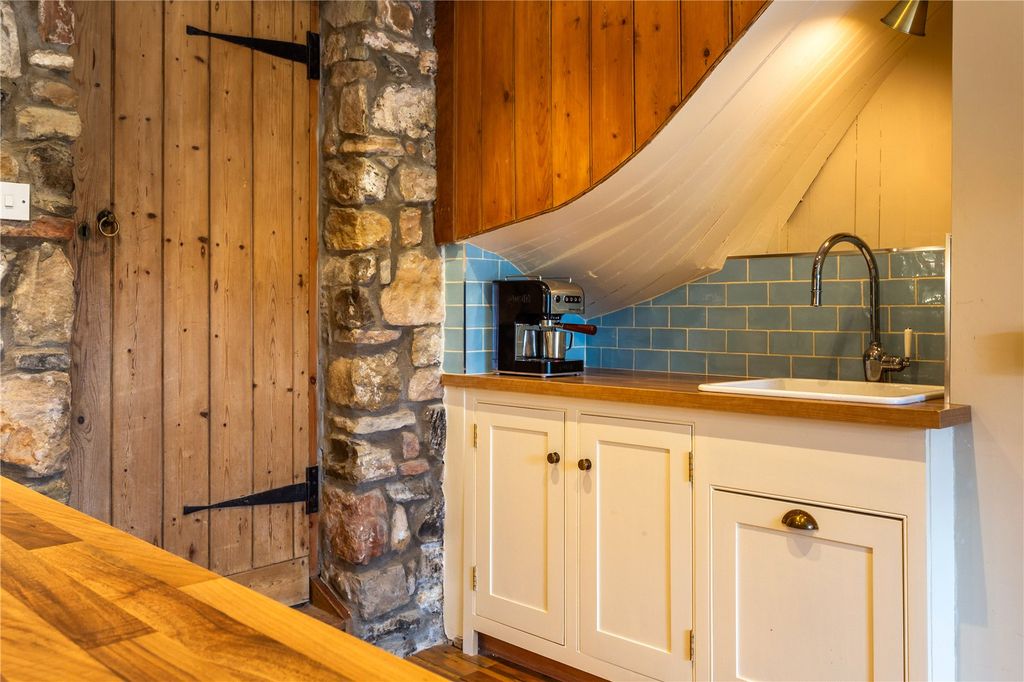 Additional image 22 of 6 bed detached house for saleBenview, Whiting Bay, Isle Of Arran, North Ayrshire KA27