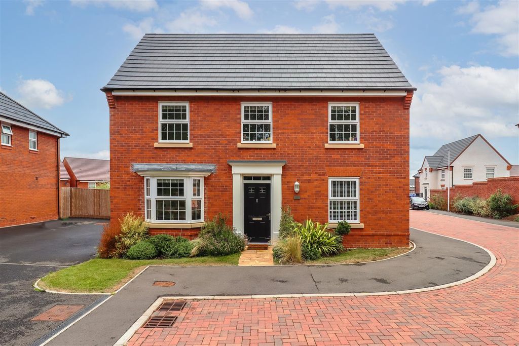 4 bed detached house to rentFurnace Fields, Bishops Itchington, Southam CV47