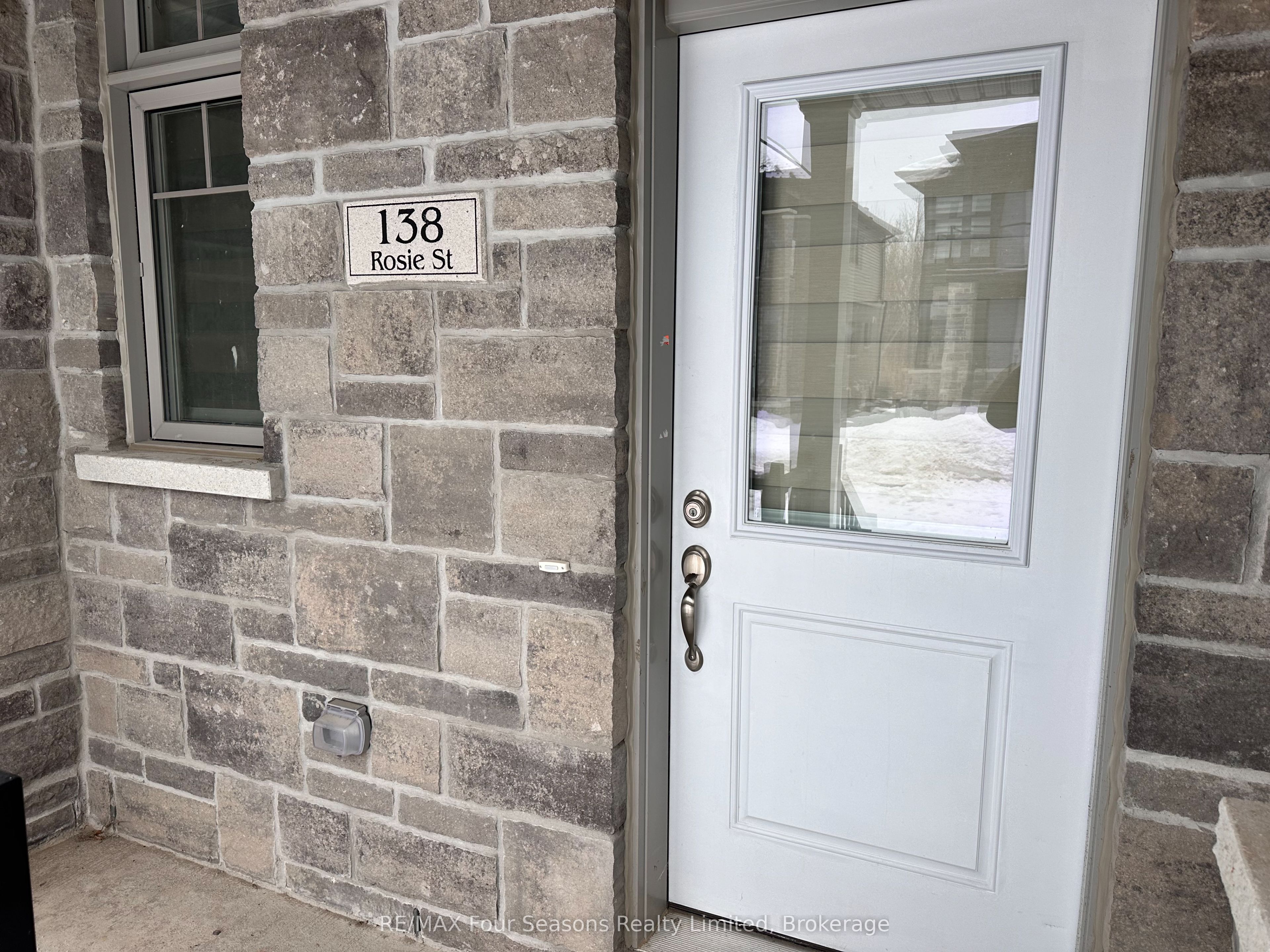 Additional image 3 of 138 Rosie Street, Blue Mountains, ON, N0H 1J0