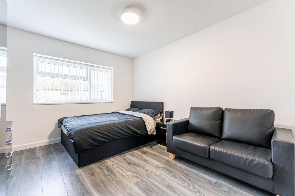 Additional image 2 of Room to rentCameron Court, Corby NN17