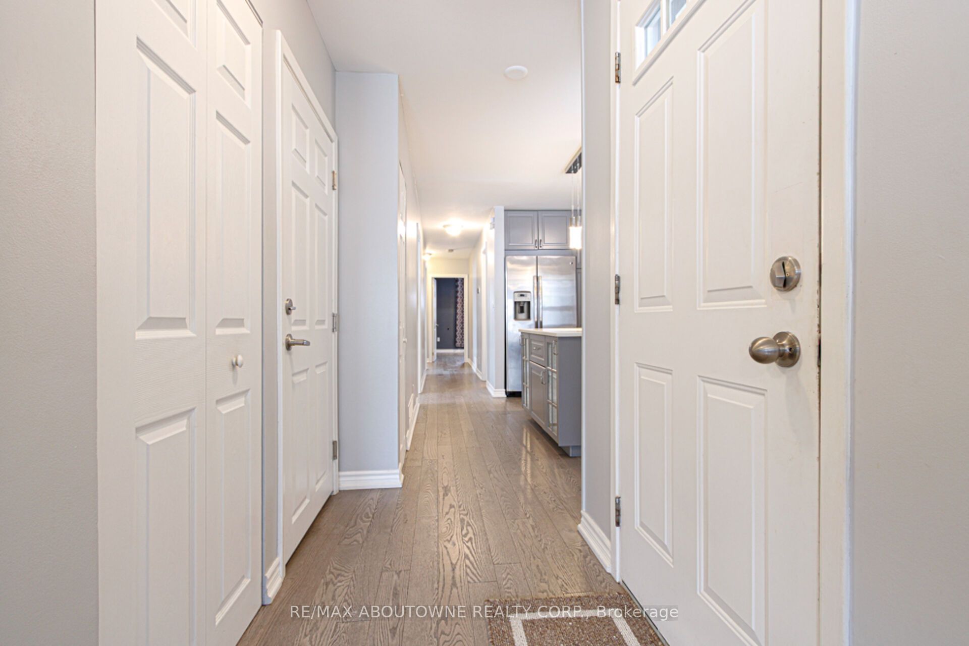 Additional image 6 of 1601 Sandgate Crescent, Mississauga, ON, L5J 2E3