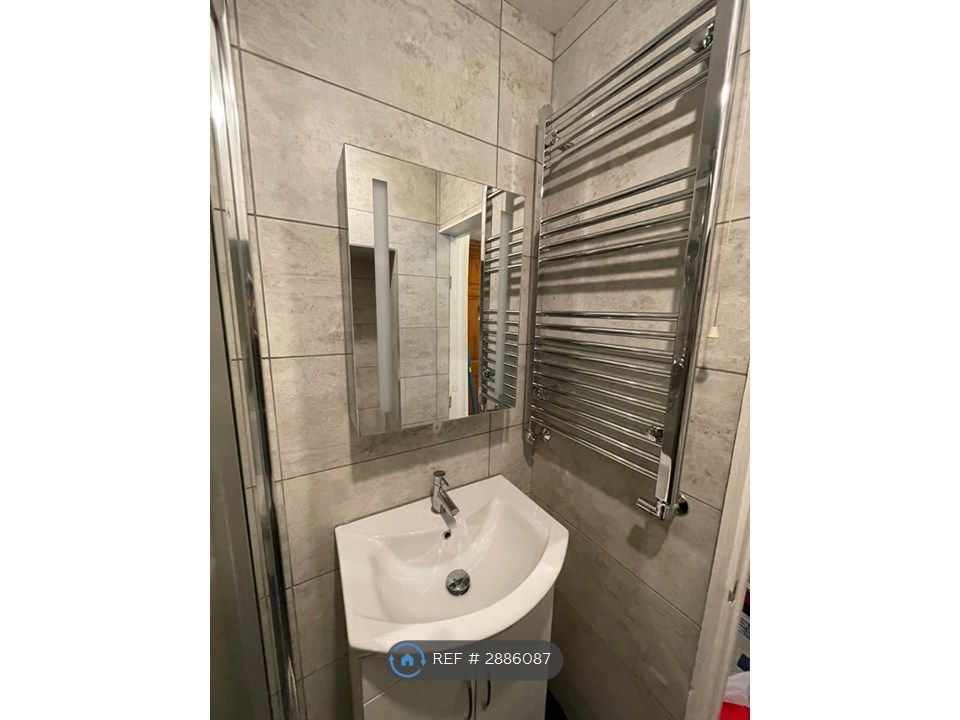 Additional image 10 of 1 bed flat to rentTower Road, Newquay TR7