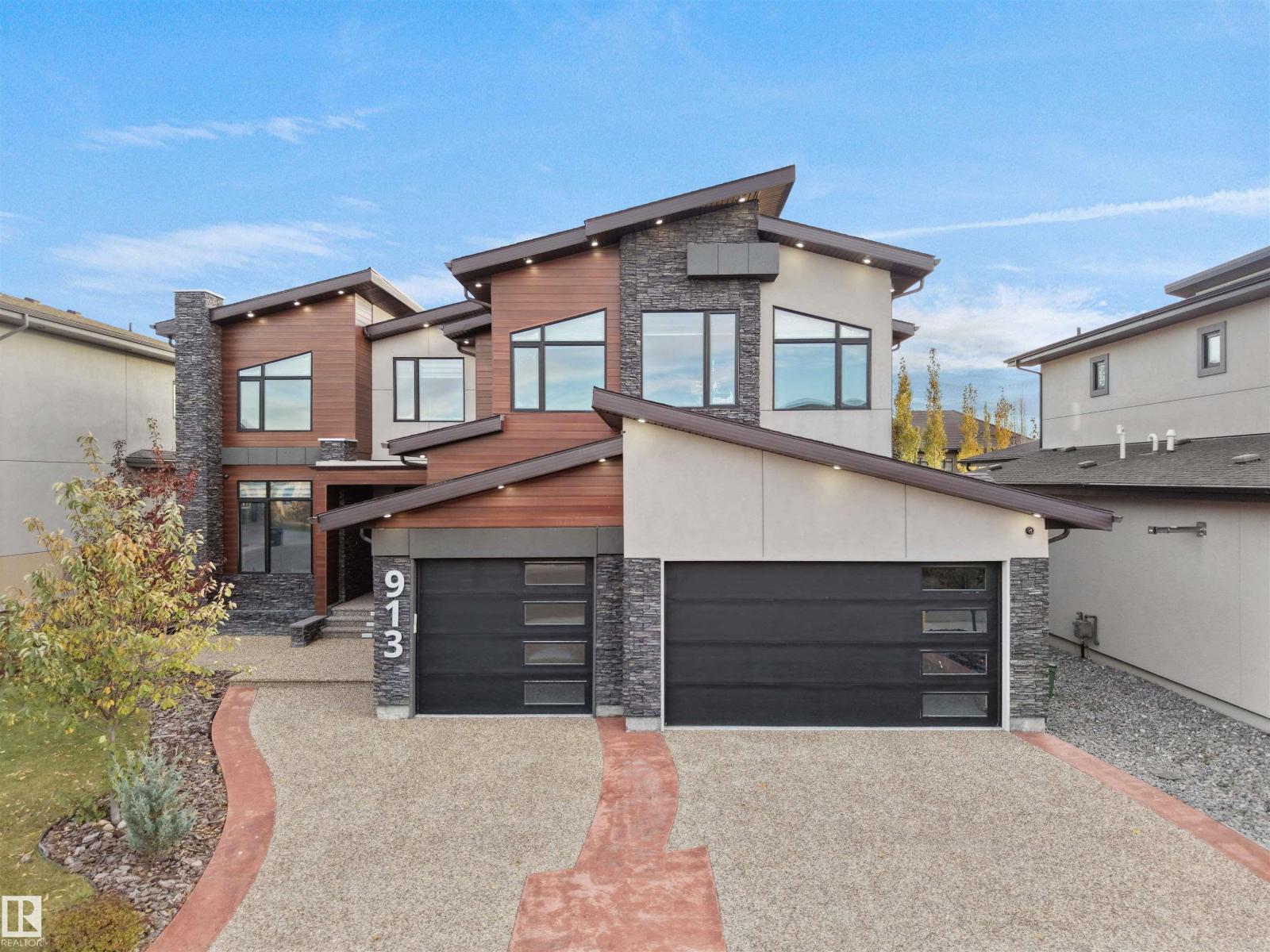 Additional image 2 of 913 Wood Place NW, Edmonton, AB, T6W3G8