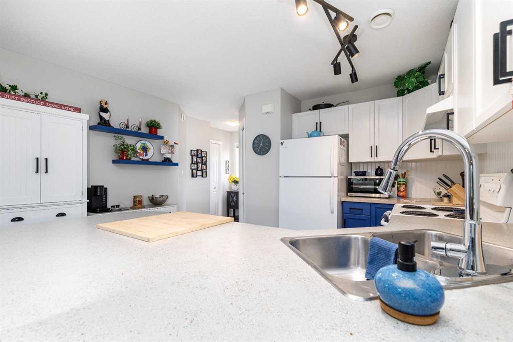 Additional image 4 of 1209-5220 50a Avenue, Sylvan Lake, AB, T4S 1E5