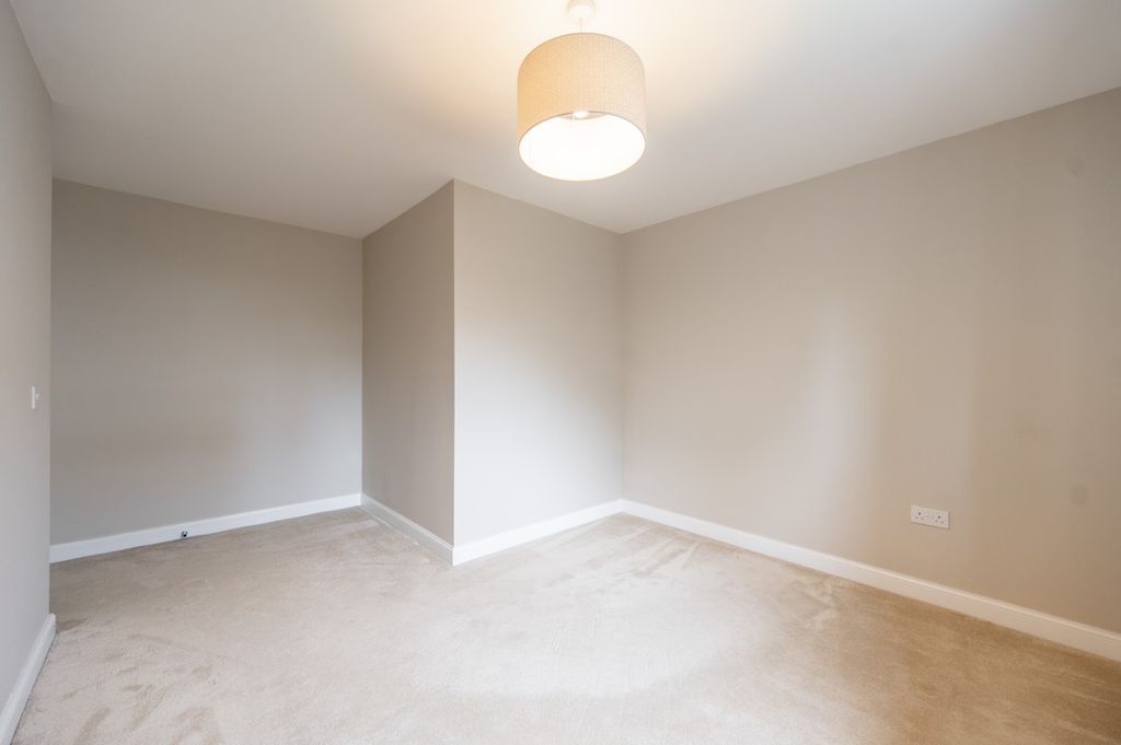 Additional image 10 of 3 bed semi-detached house to rentCorsehill Crescent, Hamilton, South Lanarkshire ML3