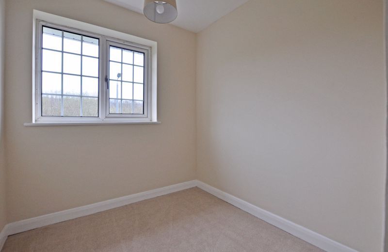 Additional image 13 of 3 bed semi-detached house to rentSemi-Detached House, Pilton Vale, Newport NP20