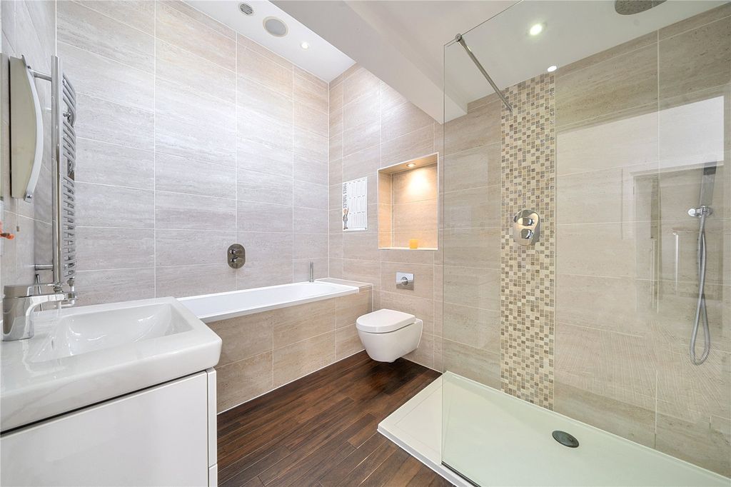Additional image 5 of 5 bed detached house to rentCheriton Road, Winchester, Hampshire SO22
