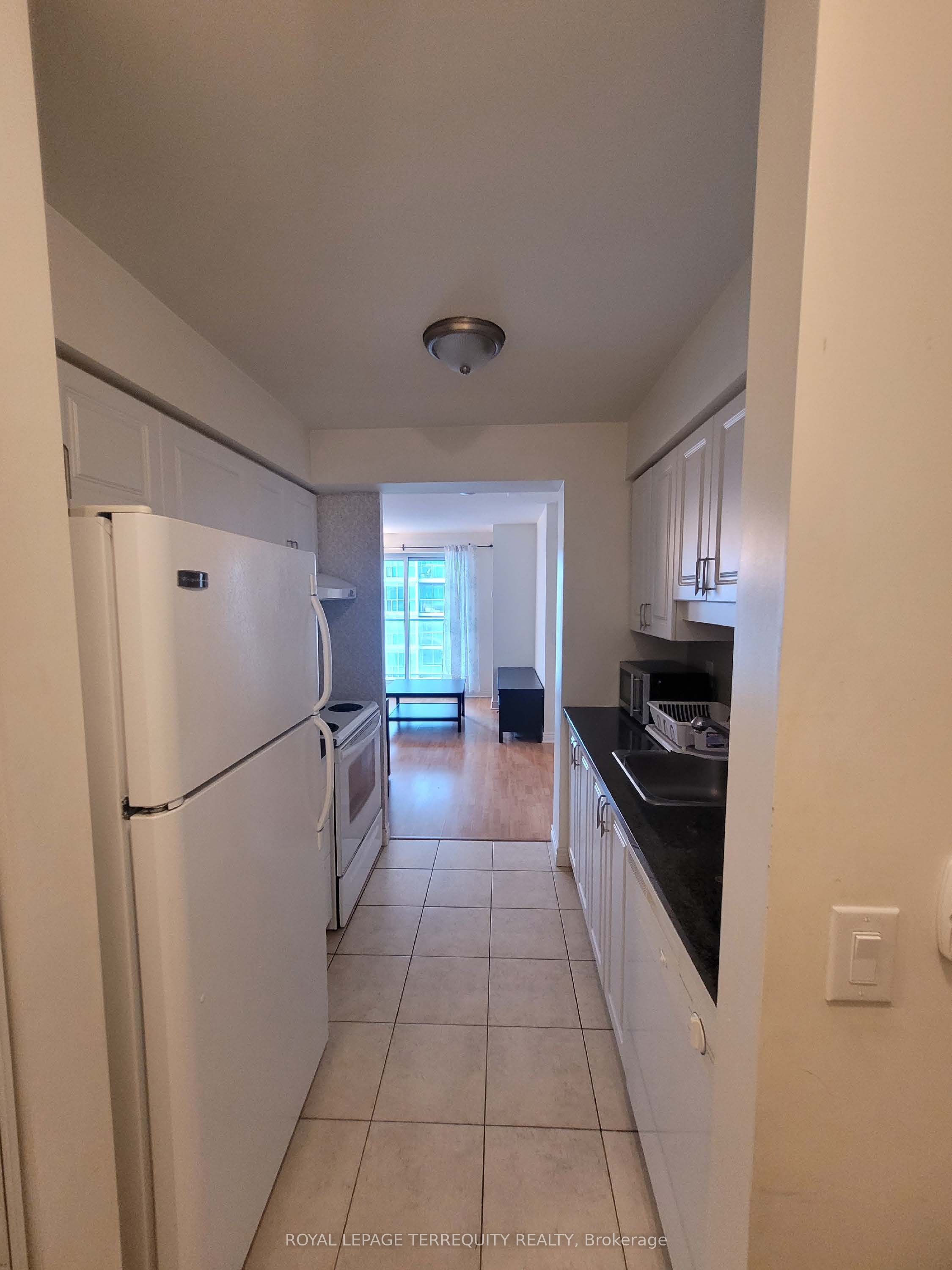 Additional image 3 of 1106-70 Town Centre Court, Toronto, ON, M1P 0B2