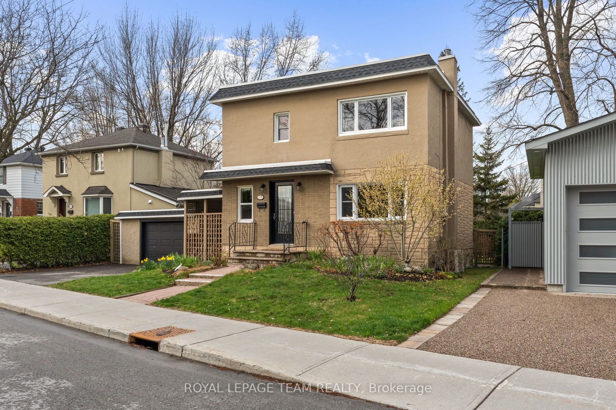 108 Onslow Crescent, Ottawa, ON, K1S 1G4