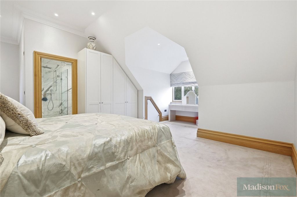Additional image 61 of 8 bed detached house for saleStradbroke Drive, Chigwell, Essex IG7