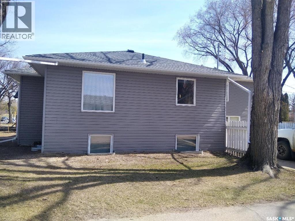 1402 14th Street E, Saskatoon, SK, S7H0A8