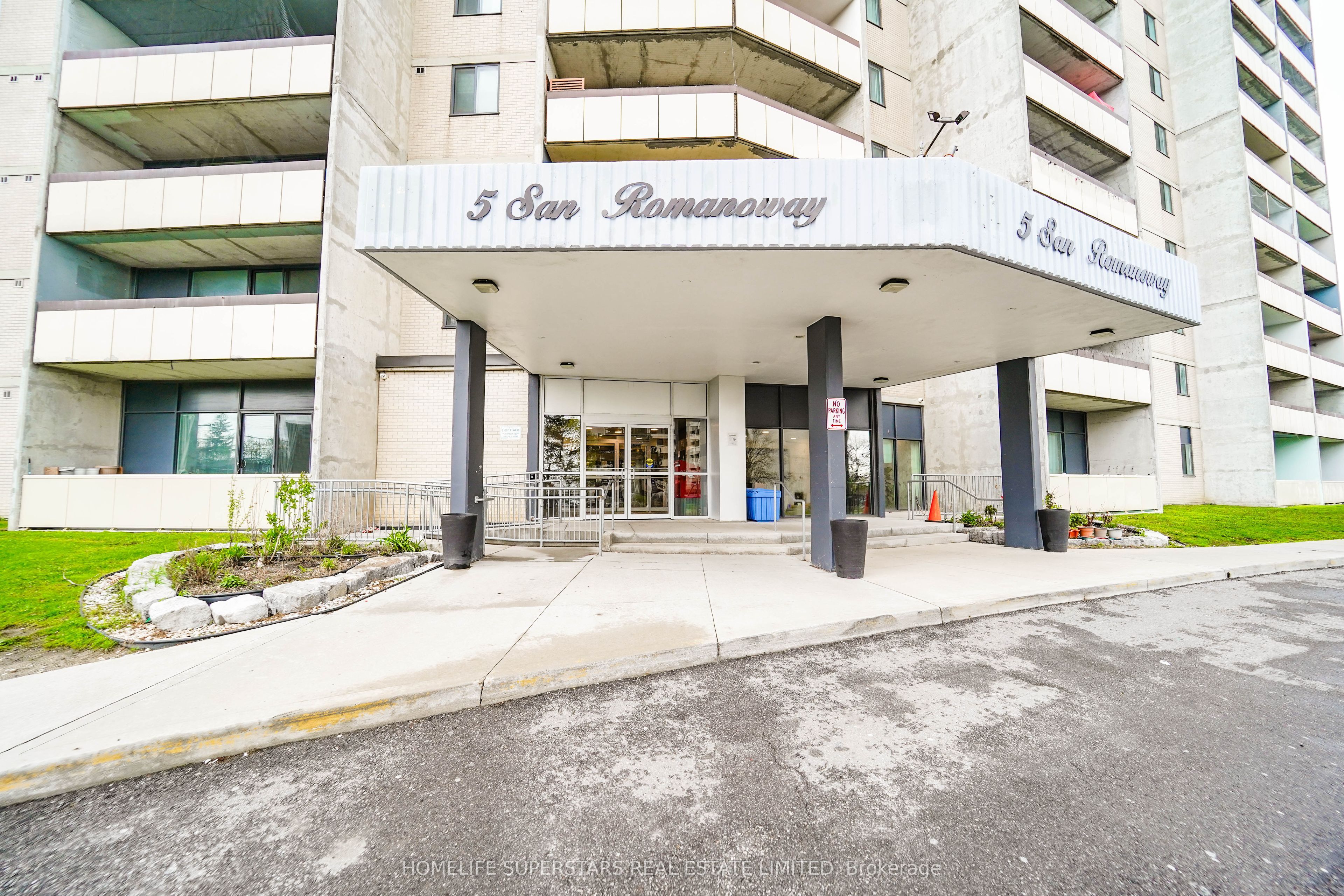 Additional image 2 of 110-5 San Romano Way, Toronto, ON, M3N 2Y4