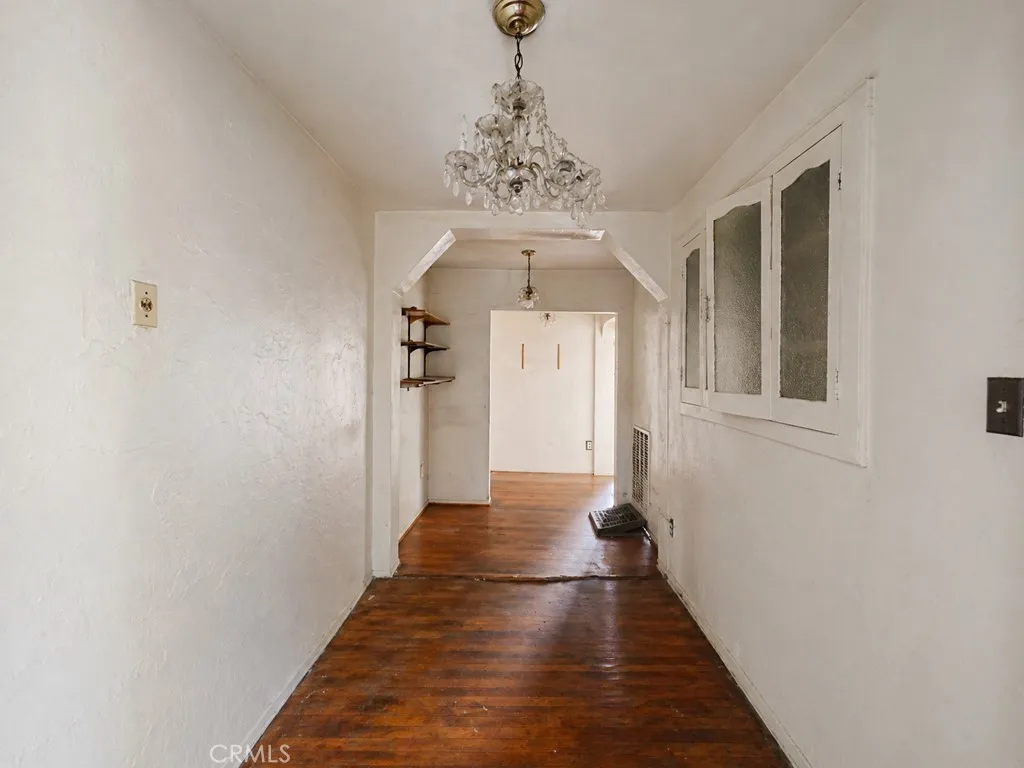 Additional image 26 of 211 S Bel Aire Drive, Burbank, CA 91501