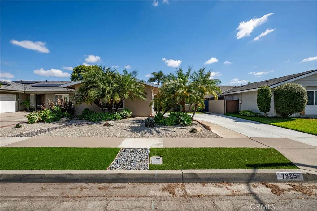 7925 E Ring Street, Long Beach, CA 90808 photo 3