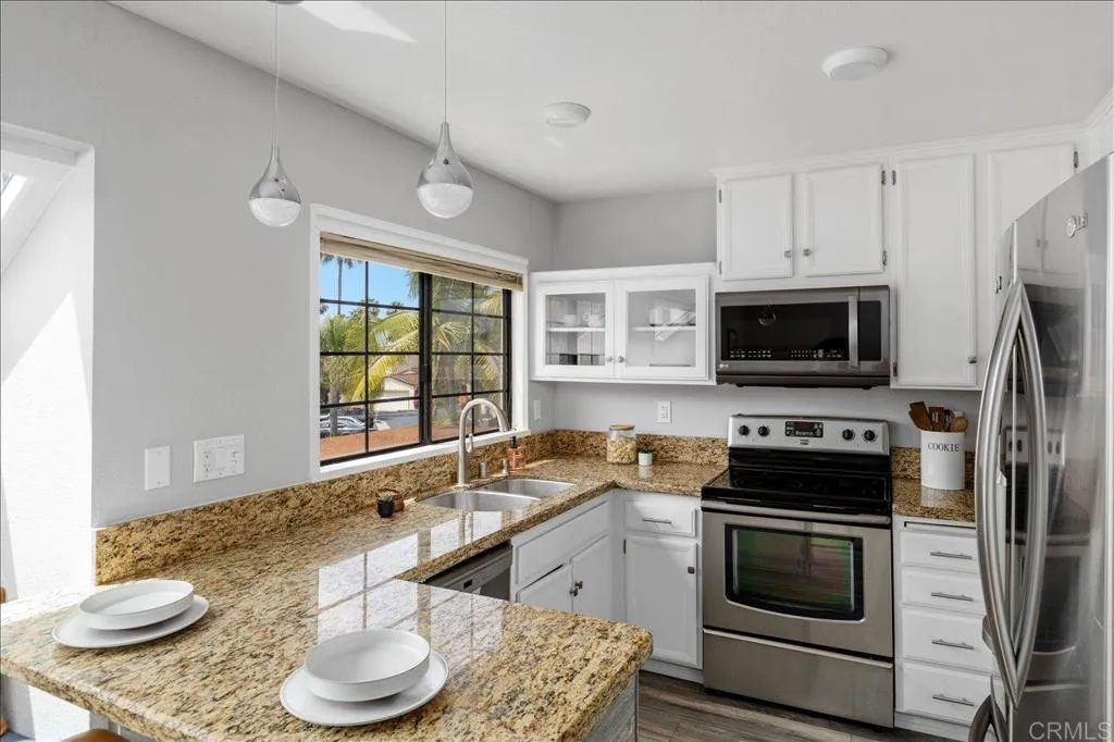 Additional image 6 of 7319 Calle De Fuentes, Carlsbad, CA 92009