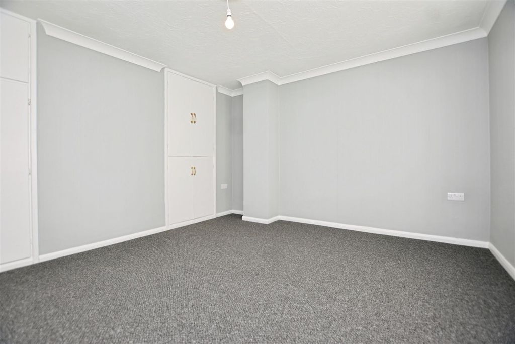 Additional image 10 of 3 bed terraced house to rentCanterbury Close, Scunthorpe DN17