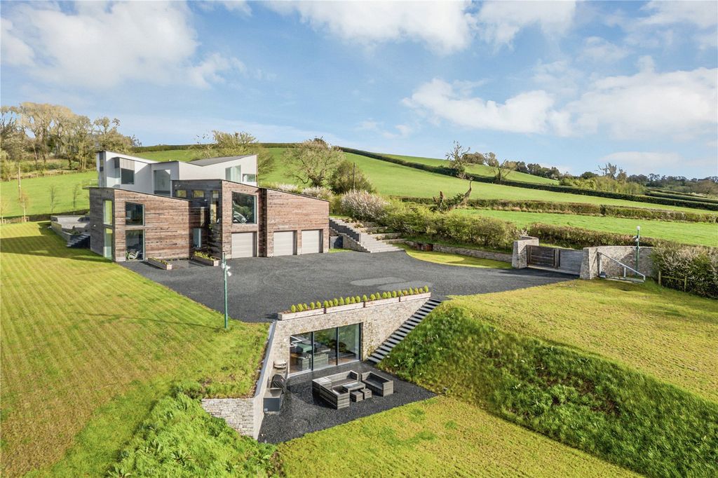 Additional image 4 of 5 bed detached house for saleGoodacres, Ashbourne, Derbyshire DE6