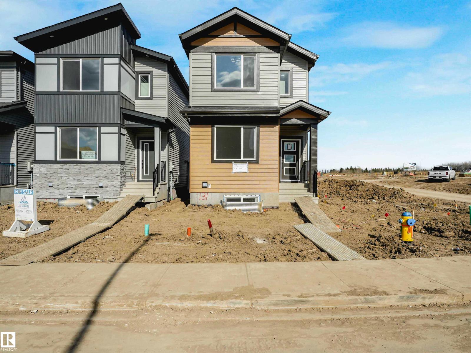 Additional image 3 of 731 30 Street SW, Edmonton, AB, T6X3M3