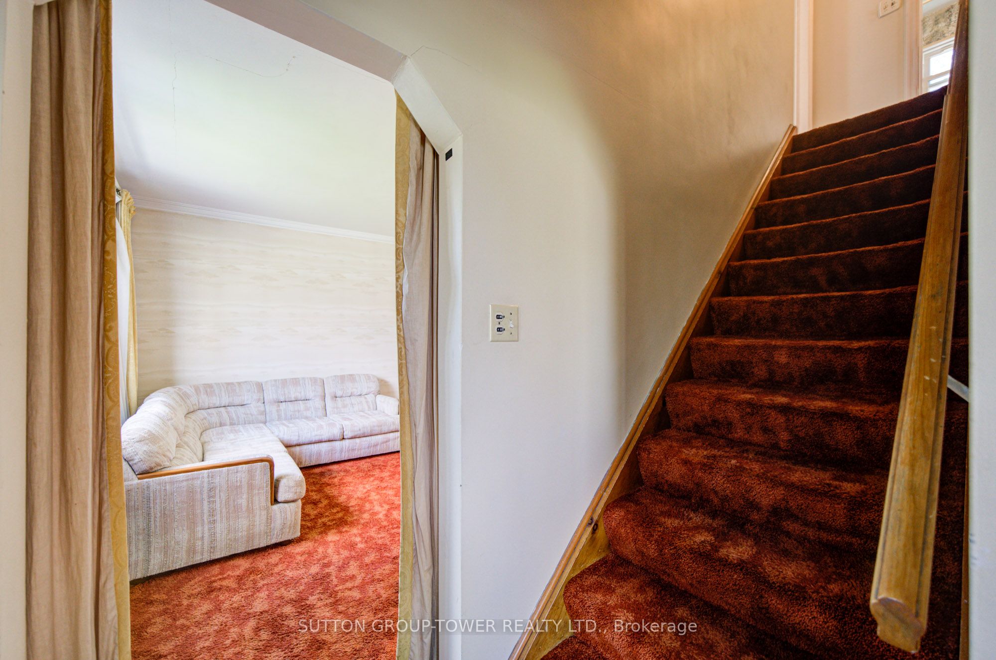 Additional image 5 of 31 Melody Road S, Toronto, ON, M9M 1C9