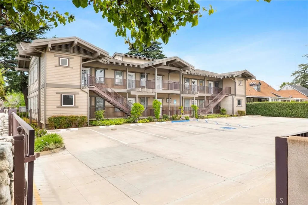 Additional image 6 of 437 N Riverside Ave, Rialto, CA 92376