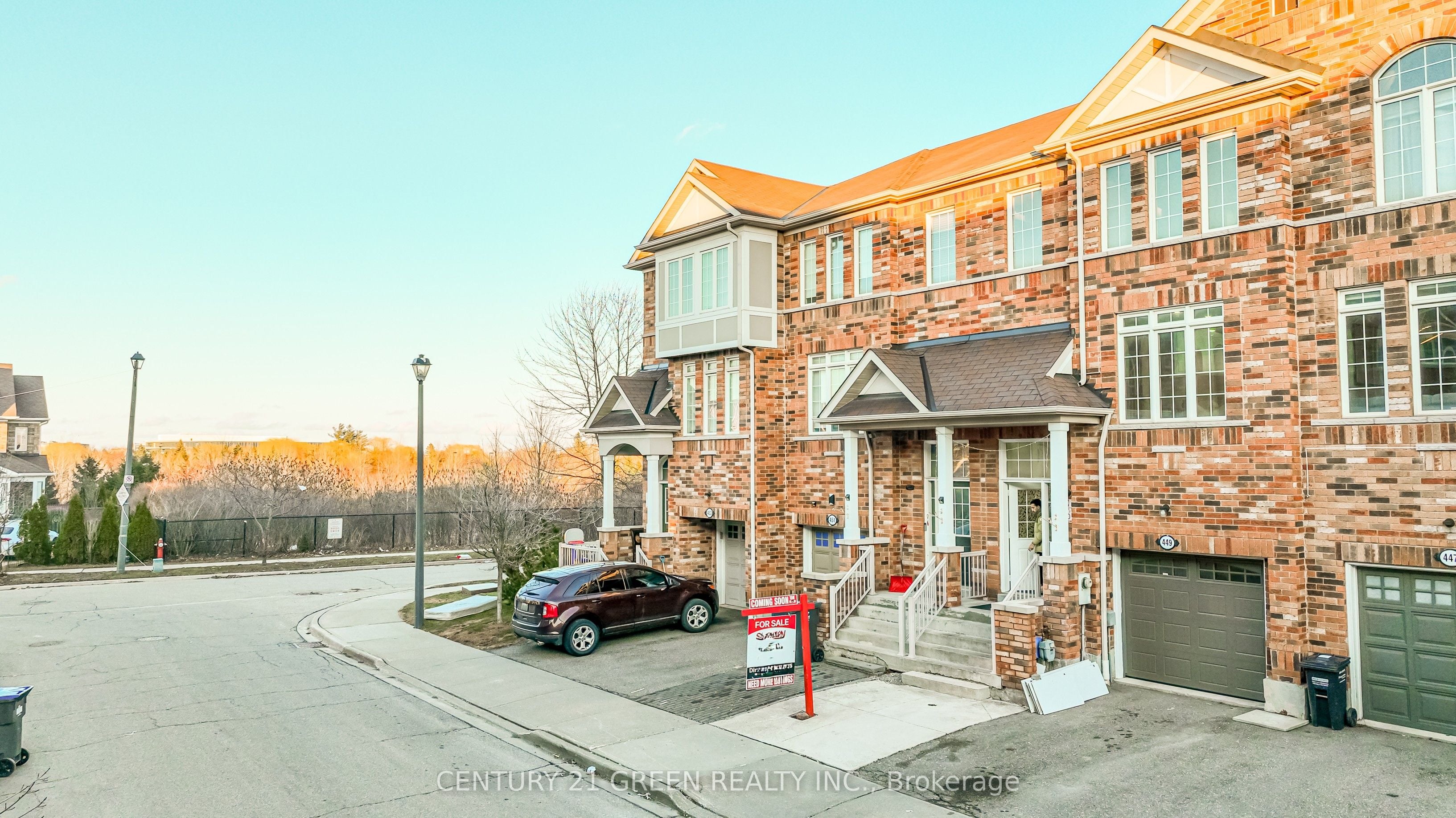 Additional image 2 of 449 Aspendale Crescent, Mississauga, ON, L5W 0E7