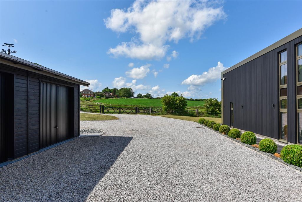 Additional image 40 of 5 bed barn conversion for saleFrog Hall, Brixworth, Northampton NN6