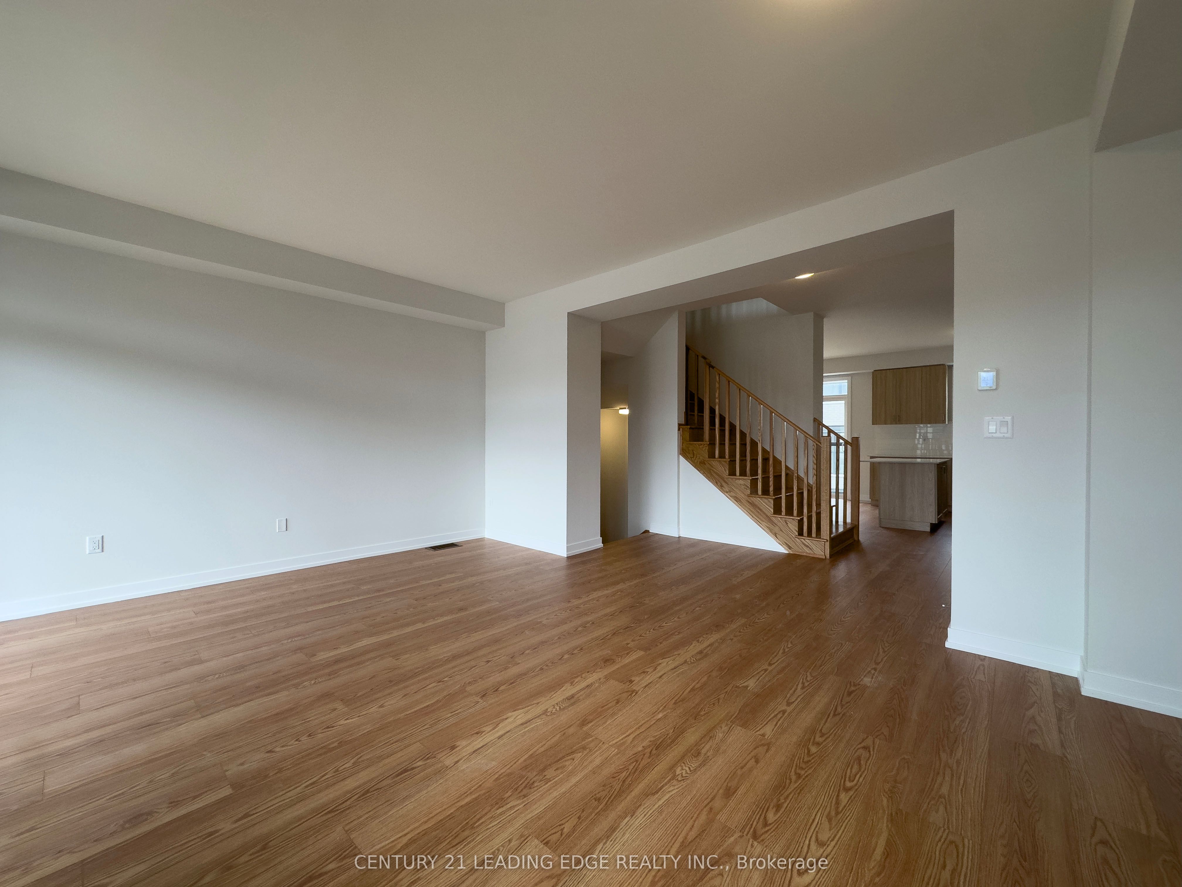 Additional image 6 of Upper-66 Danielle Moore Circle, Toronto, ON, M1P 0G9