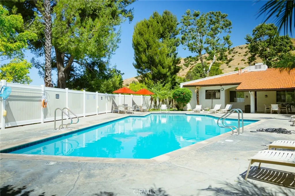 Additional image 26 of 9759 Via Roma, Burbank, CA 91504