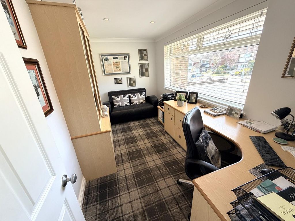 Additional image 10 of 5 bed detached house for saleParklands Way, West Park, Hartlepool TS26