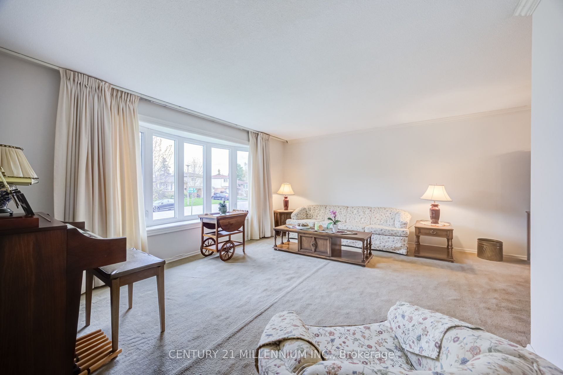 39 Greystone Crescent, Brampton, ON, L6Y 2B2 photo 5