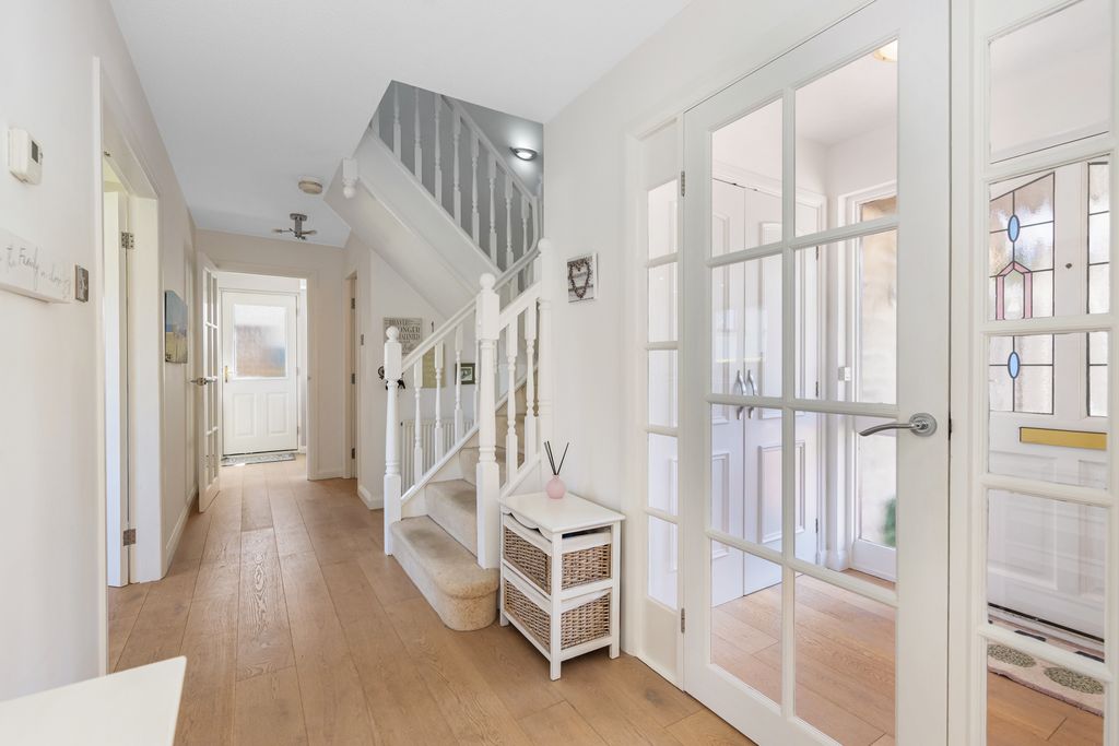 Additional image 10 of 5 bed villa for sale42 Eskfield Grove, Eskbank EH22