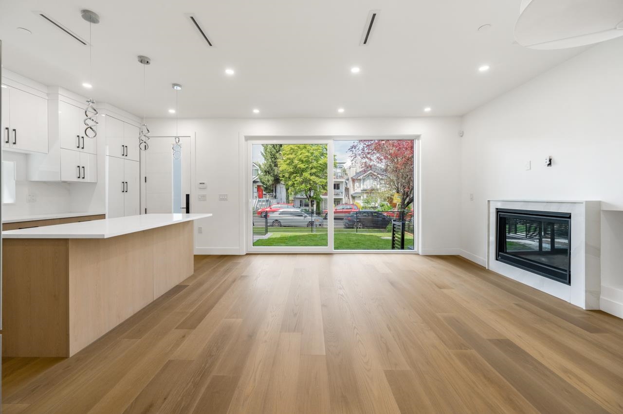 Additional image 5 of 1-950 W 17th , Vancouver, BC, V5Z 1V4