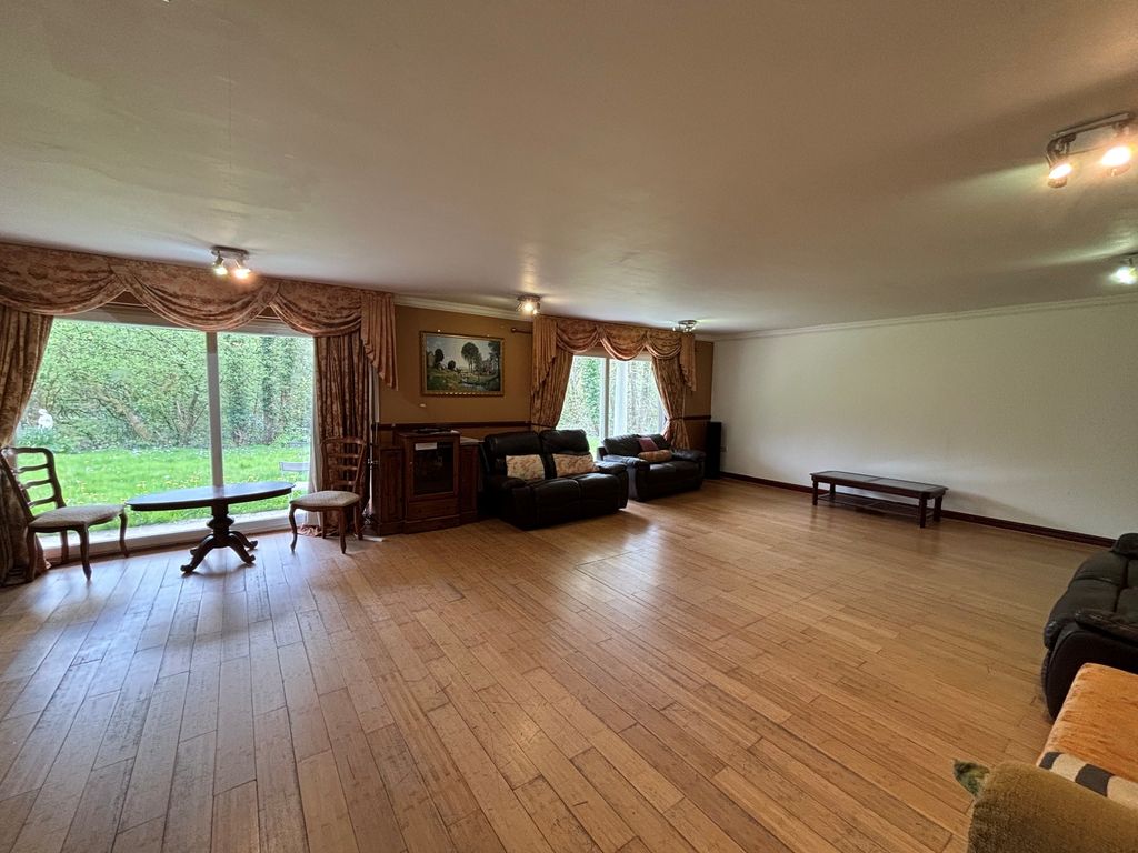 Additional image 8 of 6 bed detached house to rentTabernacle Road, Ammanford SA18