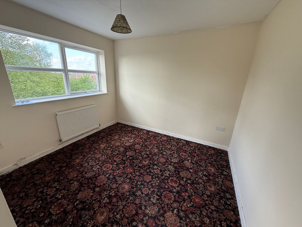 Additional image 11 of 3 bed property to rentGwscwm Road, Burry Port SA16