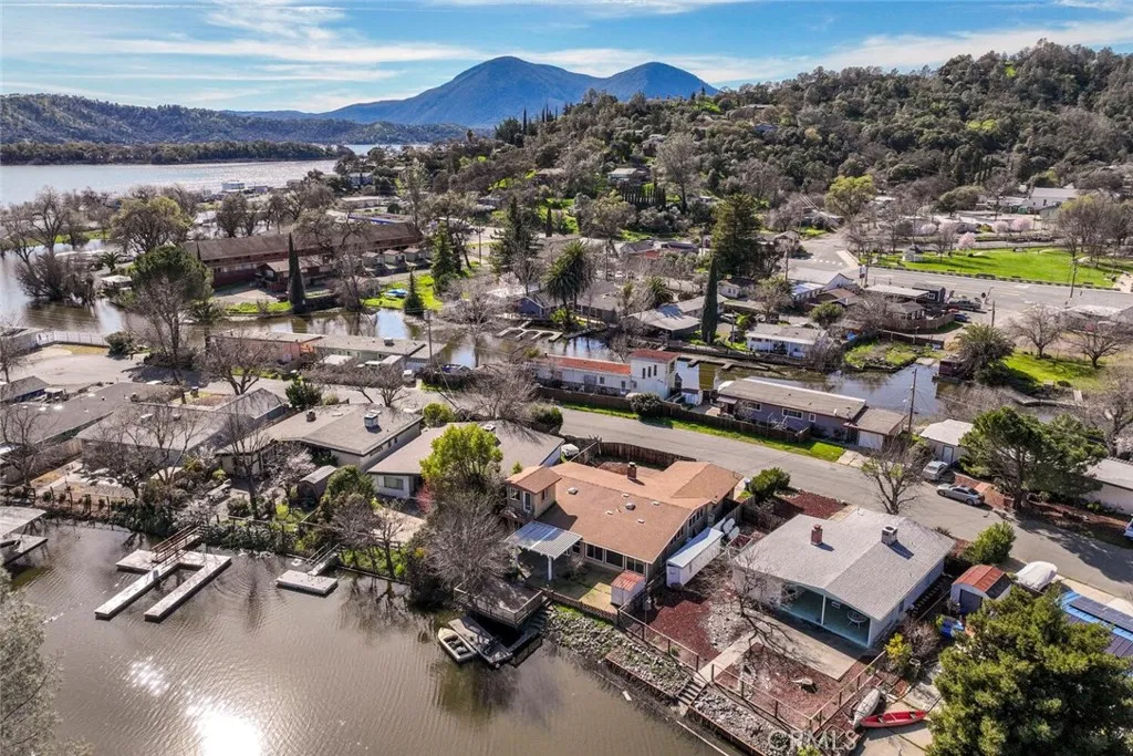 Additional image 43 of 12631 Shoreview Dr, Clearlake Oaks, CA 95423