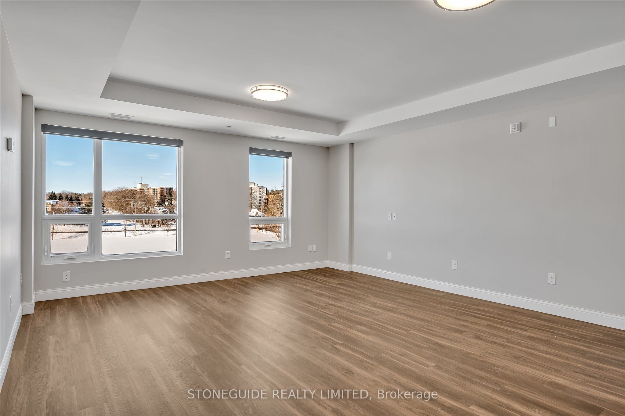Additional image 4 of 421-555 Bonaccord Street, Peterborough, ON, K9H 2X8