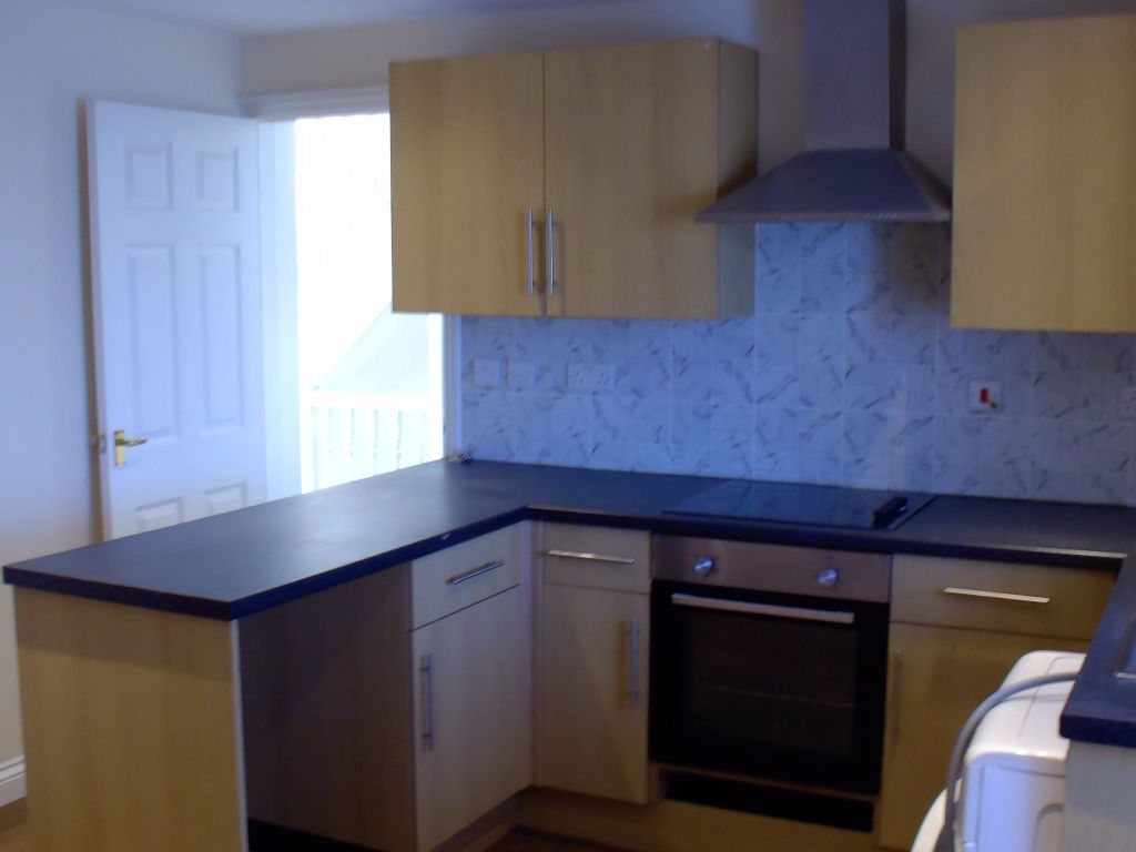 Additional image 3 of 3 bed flat to rentMarket Street, Holyhead LL65