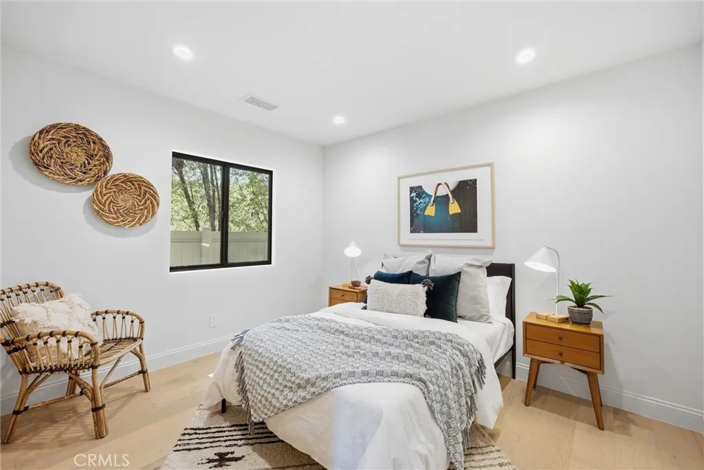 Additional image 78 of 4221 Sunnyside Avenue, Los Angeles, CA 90066