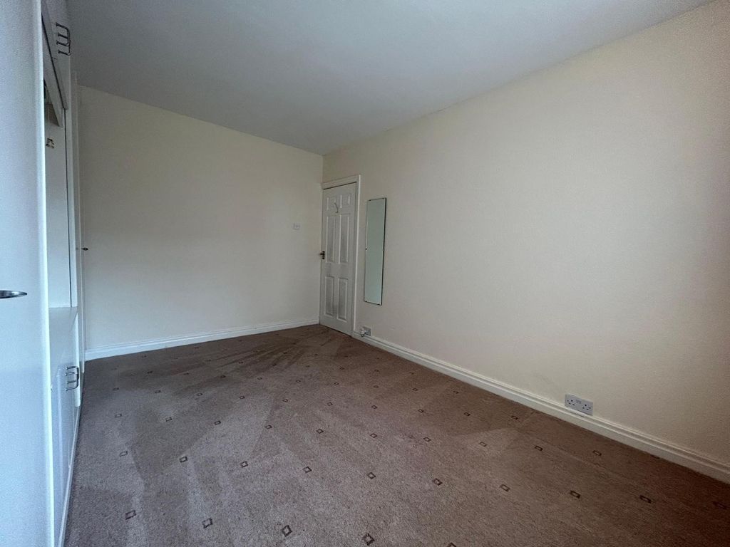 Additional image 23 of 3 bed semi-detached house to rentKings Drive, Thingwall, Wirral CH61