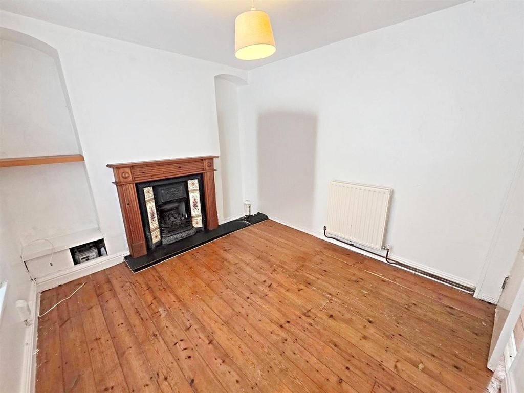 Additional image 2 of 2 bed terraced house to rentVaughan Street, Pwllgwaun, Pontypridd CF37