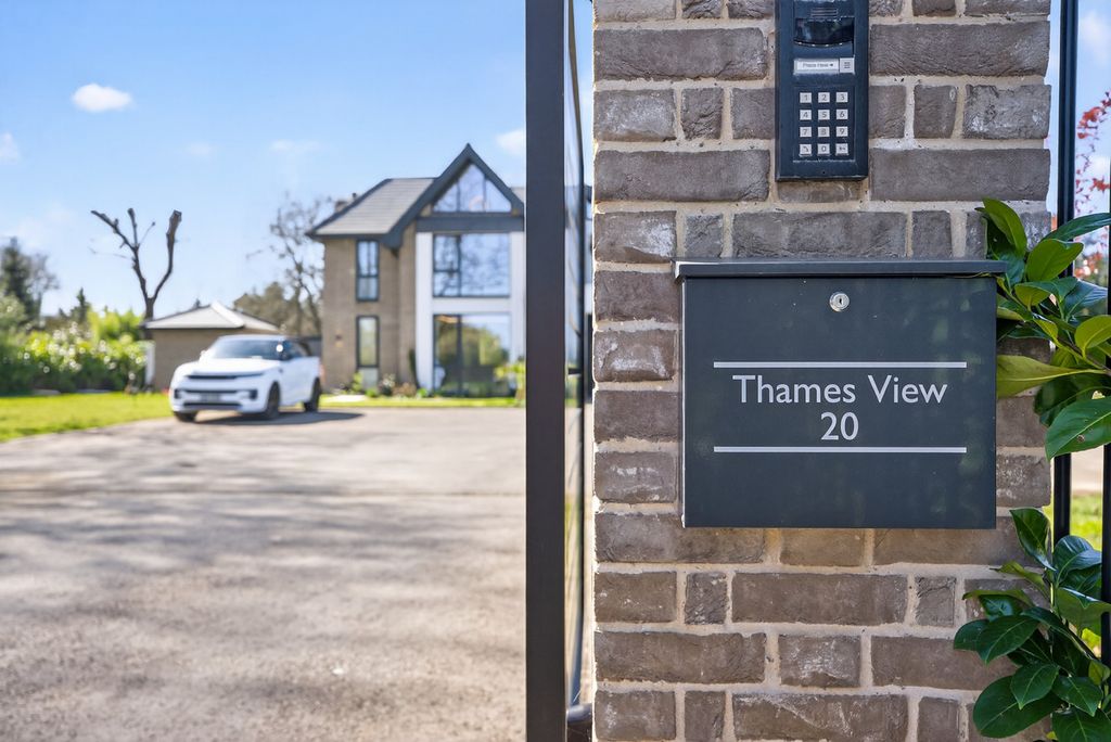 Additional image 48 of 5 bed detached house for saleDorney Reach Road Dorney Reach Maidenhead, Berkshire SL6