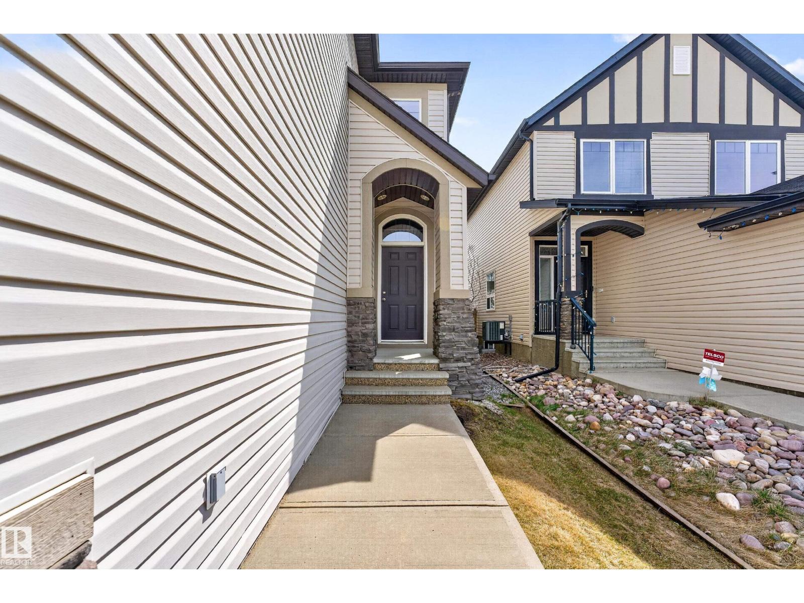 Additional image 2 of 22055 95 Avenue NW, Edmonton, AB, T5T4A7