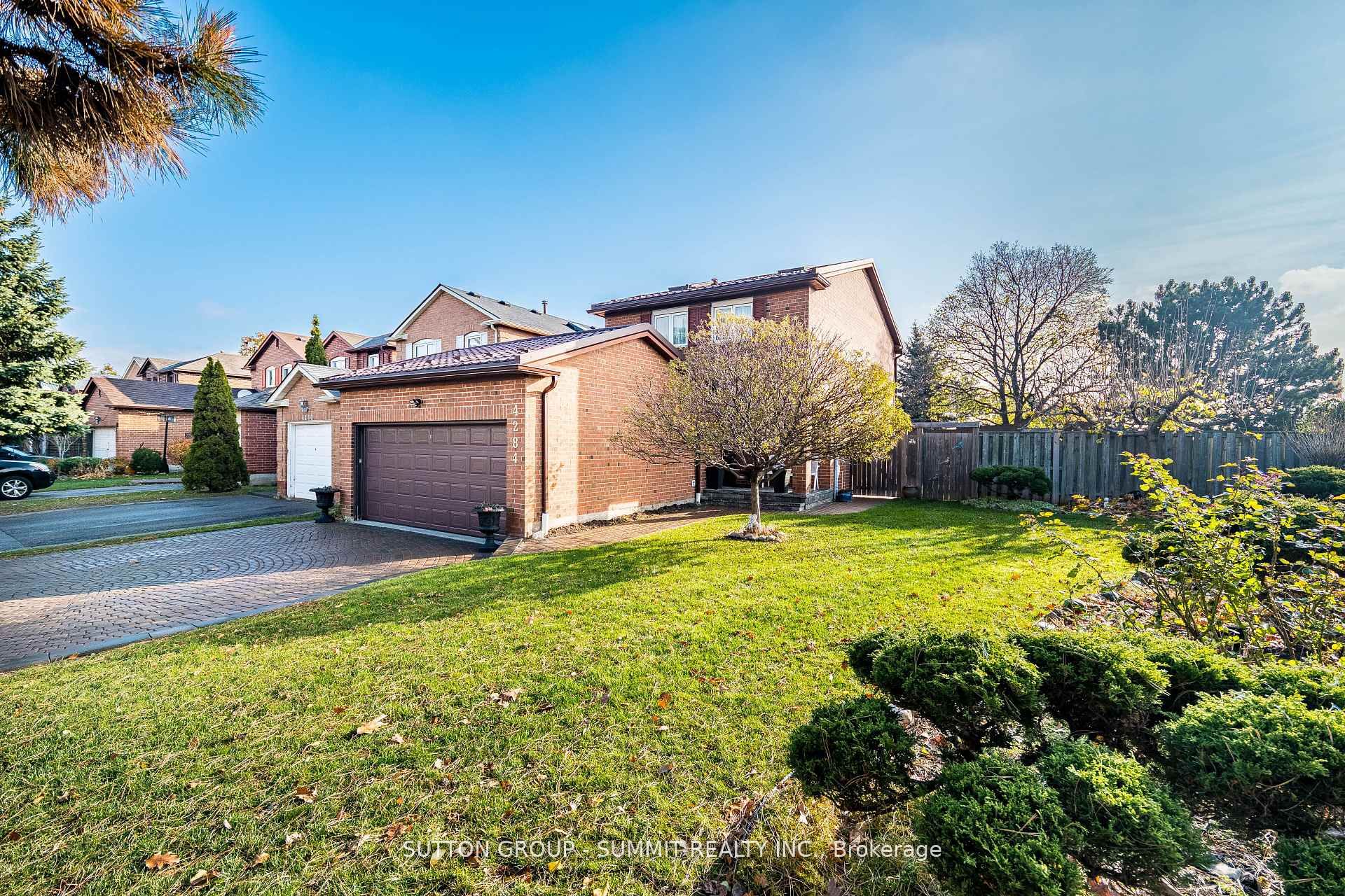 Additional image 3 of 4284 Sawmill Valley Drive, Mississauga, ON, L5L 3M9