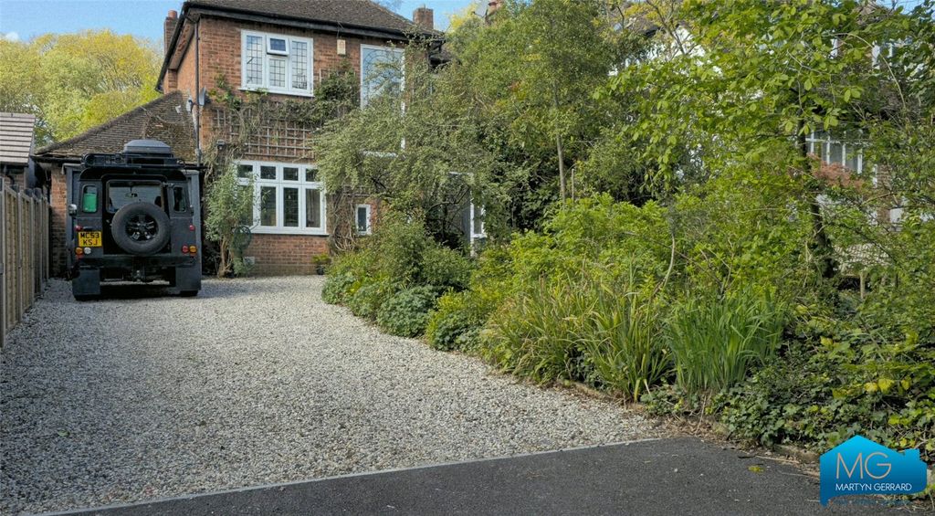 Additional image 18 of 3 bed detached house for saleHendon Wood Lane, Mill Hill, London NW7