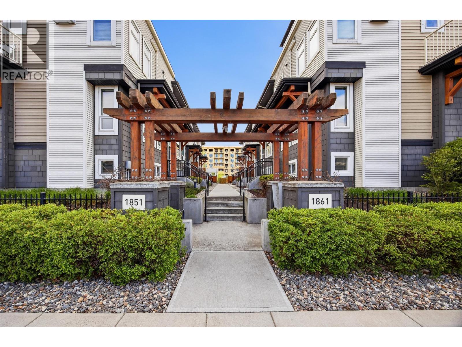 7-1851 Ambrosi Road, Kelowna, BC, V1Y4S1