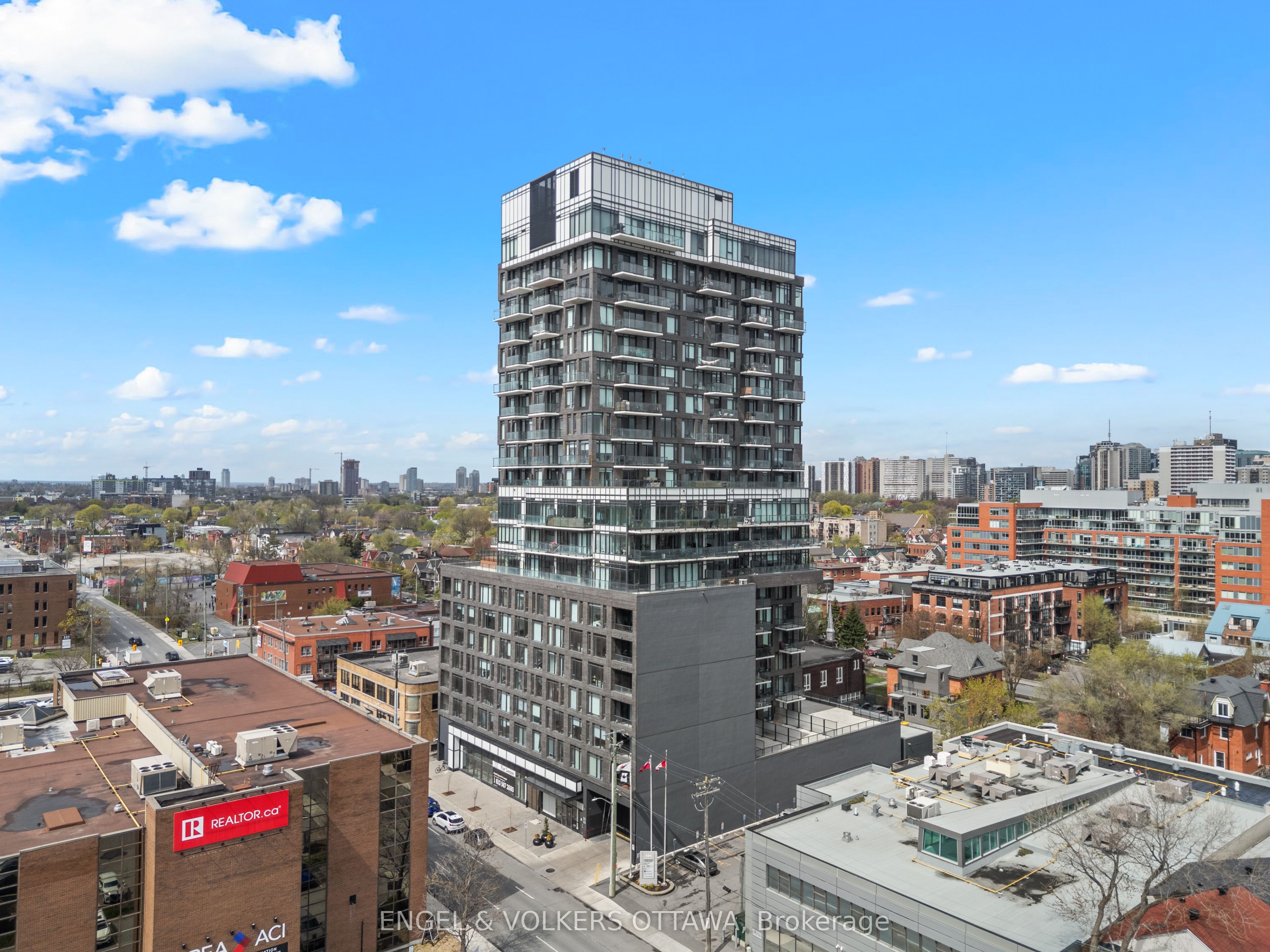 1701-203 Catherine Street, Ottawa, ON, K2P 1J5